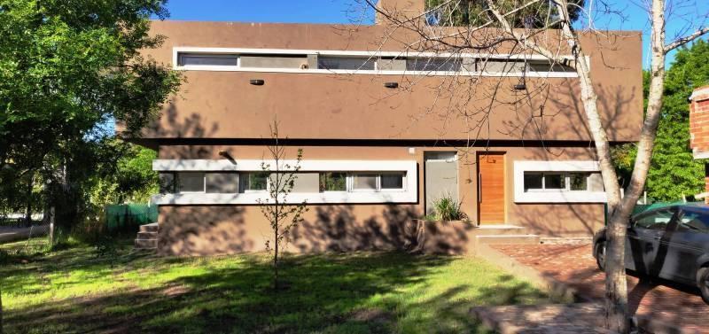 Casa 5 dormitorios en venta en Los Fresnos, Pilar