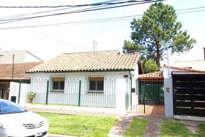 Casa 2 dormitorios en alquiler en Martinez, San Isidro
