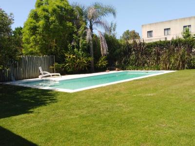 Casa 3 dormitorios en alquiler temporario en General Pacheco, Tigre