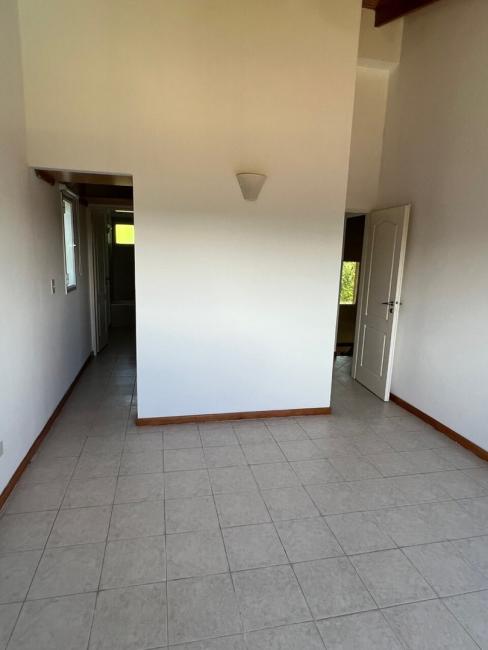 Casa 4 dormitorios en venta en Los Pilares, Pilar
