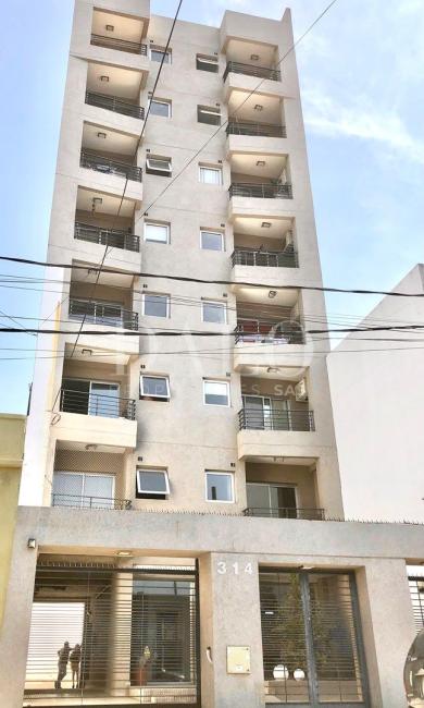 Departamento 2 dormitorios en venta en Lanus Oeste, Lanus