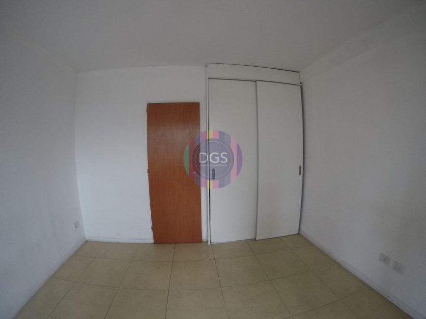 Departamento 1 dormitorios en venta en Lanus Este, Lanus