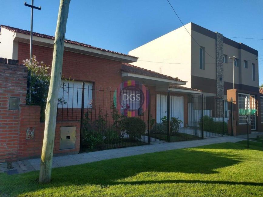 Casa 2 dormitorios en venta en Mar Del Plata, General Pueyrredon