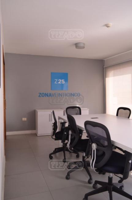 Oficina en venta en Ciudad Vieja, Montevideo