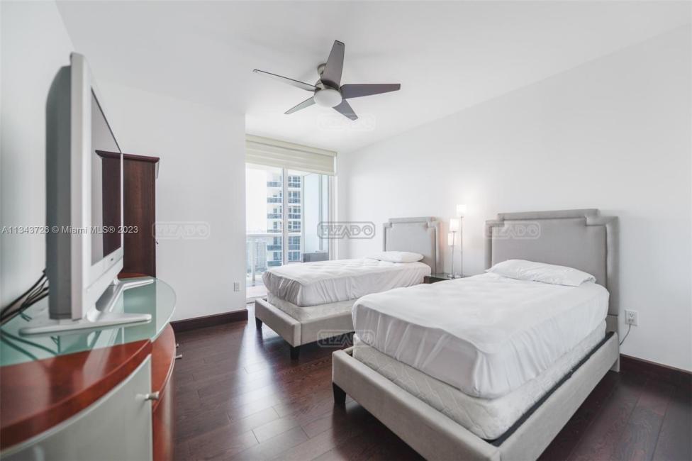 Departamento 2 dormitorios en venta en Hallandale, Miami