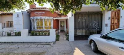 Casa 8 dormitorios en venta en Tolosa, La Plata