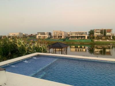 Casa 4 dormitorios en venta en Puertos, Escobar
