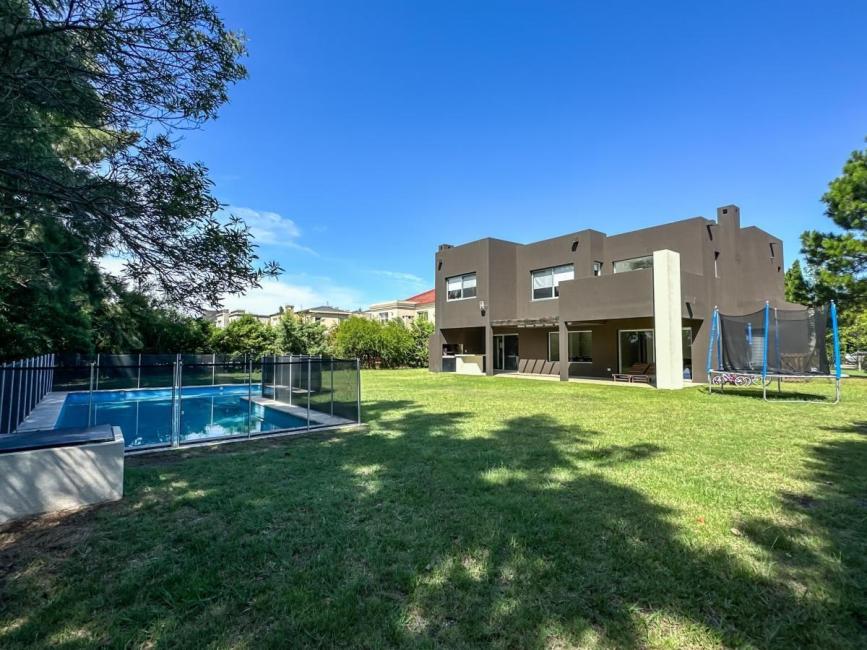 Casa 4 dormitorios en venta en Nordelta, Tigre