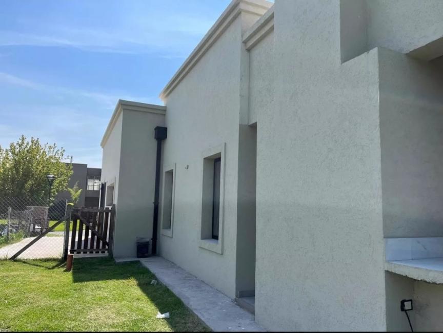 Casa 3 dormitorios en venta en El Canton, Escobar