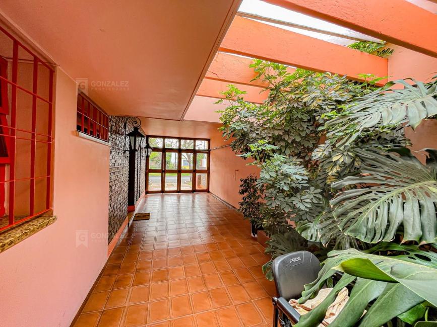 Casa 3 dormitorios en venta en Jose Maria Jauregui, Lujan