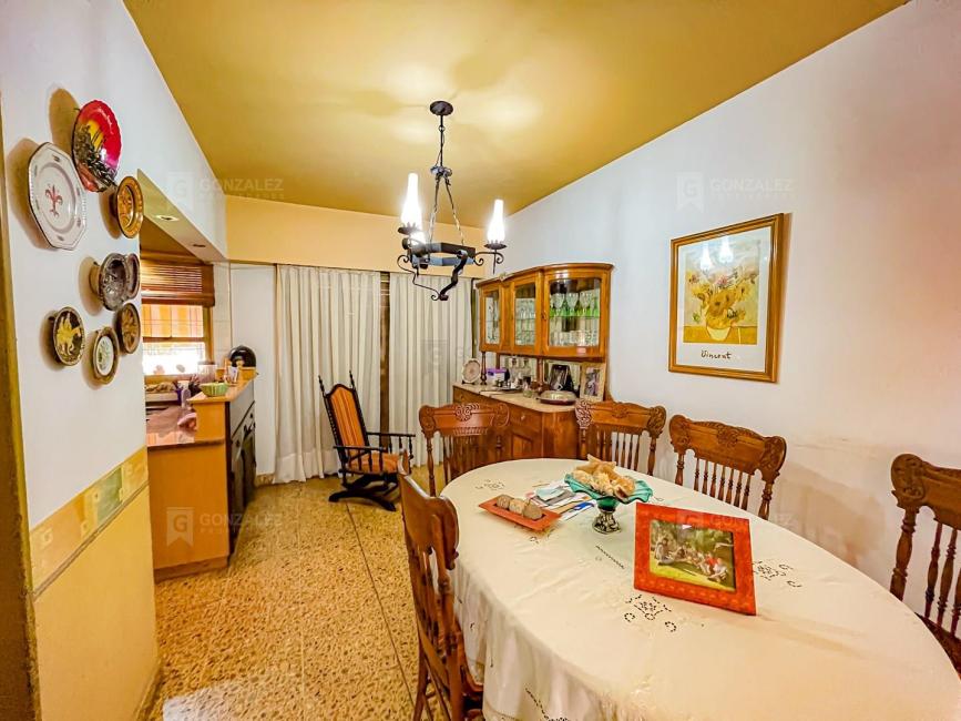 Casa 3 dormitorios en venta en Jose Maria Jauregui, Lujan
