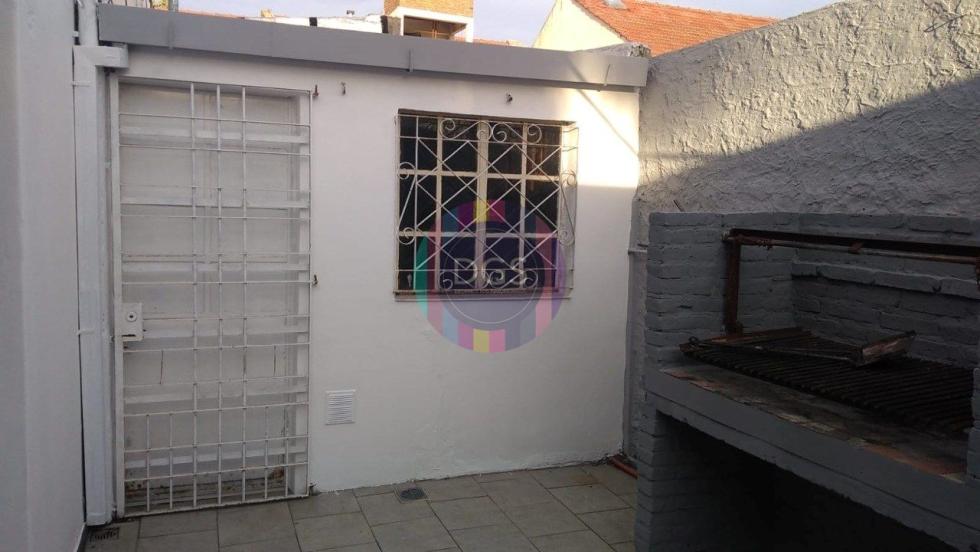Casa 4 dormitorios en venta en Lomas de Zamora