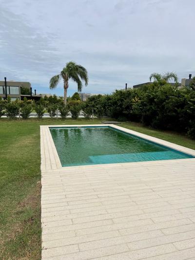 Casa 3 dormitorios en venta en Puertos, Escobar