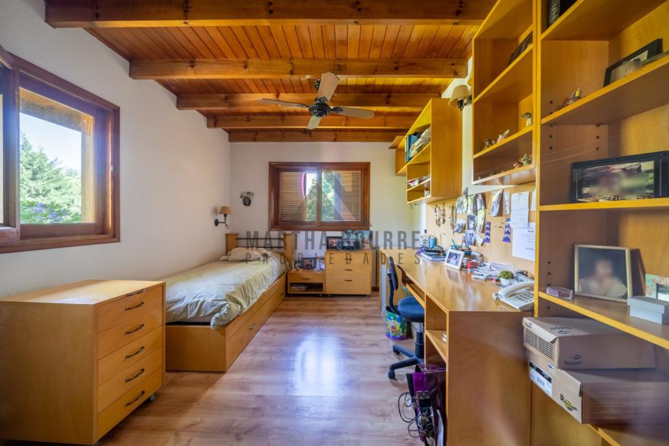 Casa 5 dormitorios en venta en Pilar del Lago, Pilar