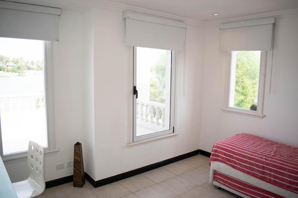 Casa 4 dormitorios en alquiler temporario en Nordelta, Tigre