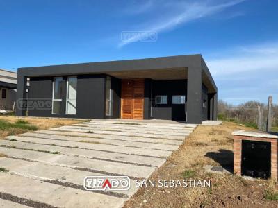Casa 3 dormitorios en venta en San Sebastian, Escobar