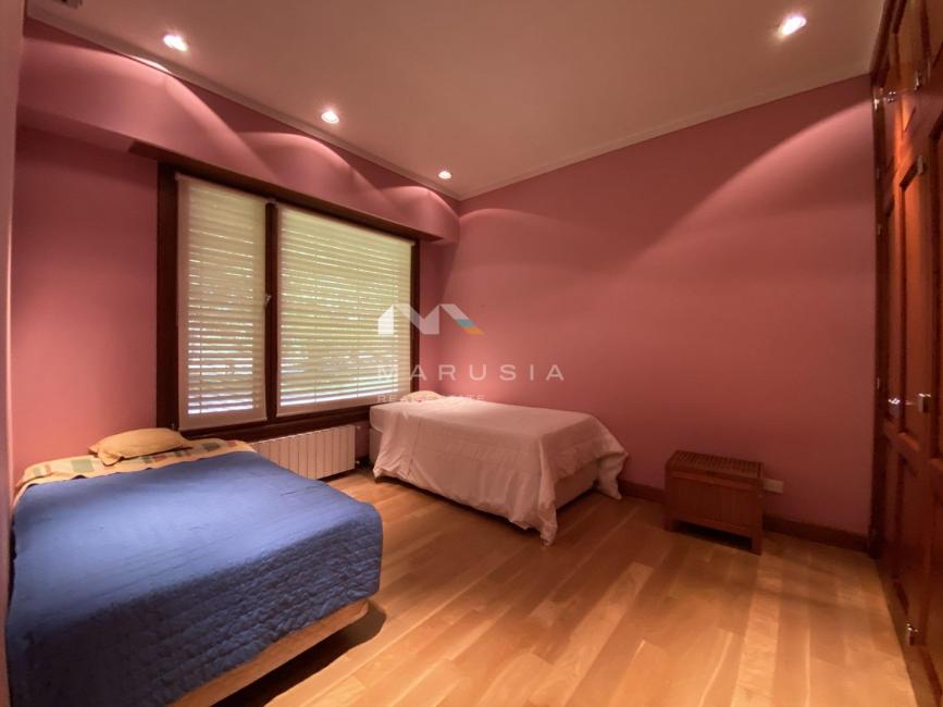 Casa 4 dormitorios en venta en Altos de Pilar, Pilar