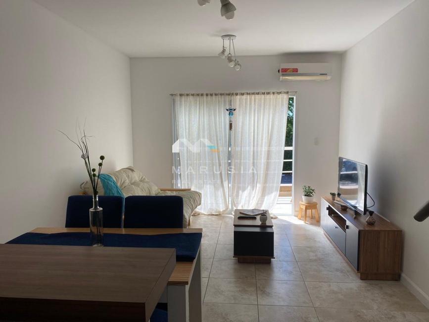 Departamento 1 dormitorios en venta en Jardines de Saravi, Pilar