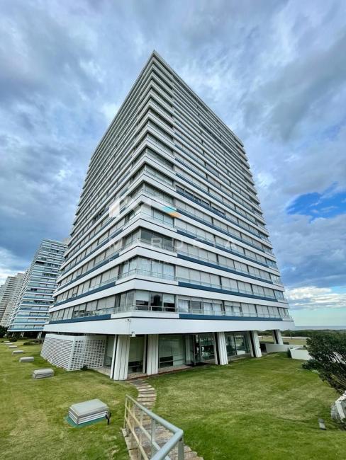 Departamento 3 dormitorios en venta en Punta del Este, Punta del Este