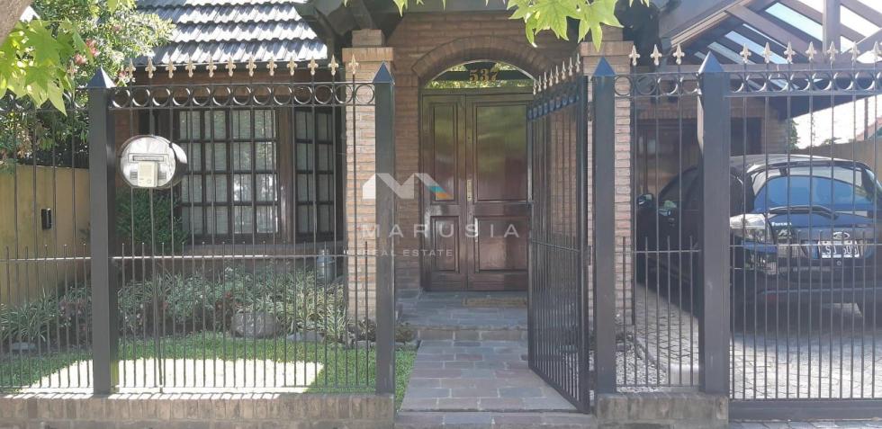 Casa 3 dormitorios en venta en Ituzaingo, Ituzaingo