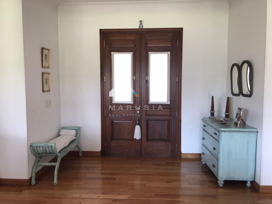 Casa 5 dormitorios en venta en Estancias del Pilar, Pilar