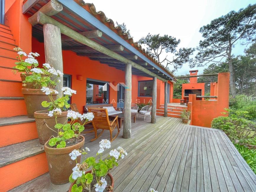 Casa 4 dormitorios en alquiler temporario en Punta del Este, Punta del Este