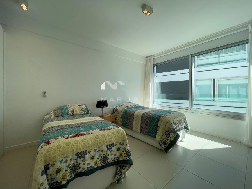 Departamento 3 dormitorios en alquiler temporario en Punta del Este, Punta del Este