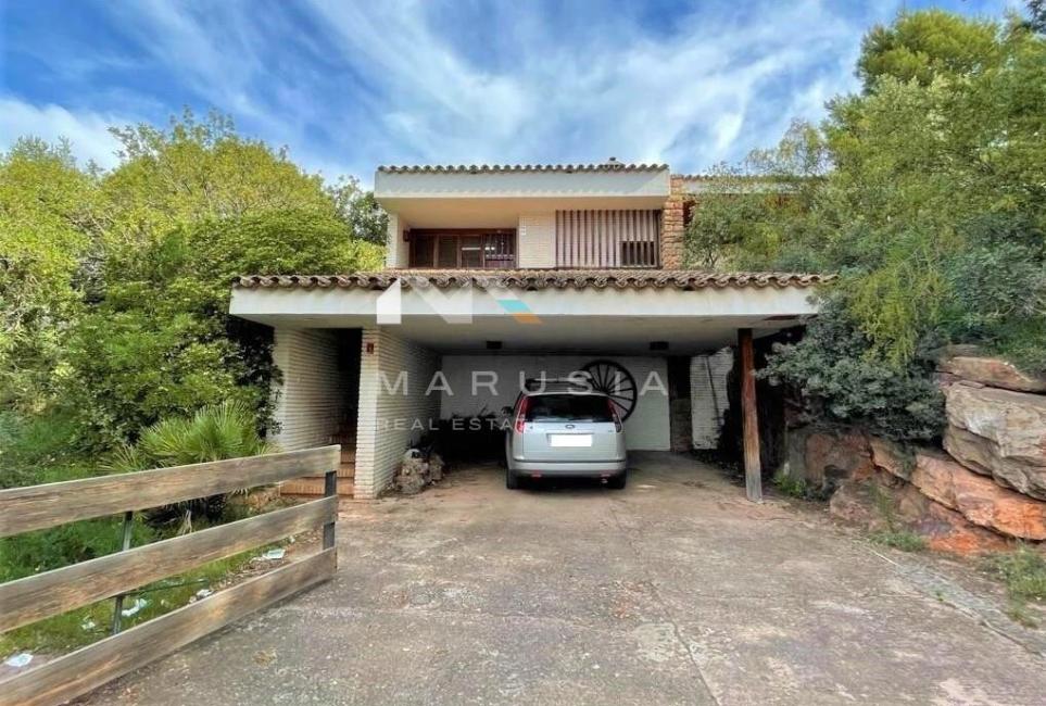 Casa 5 dormitorios en venta en Valencia