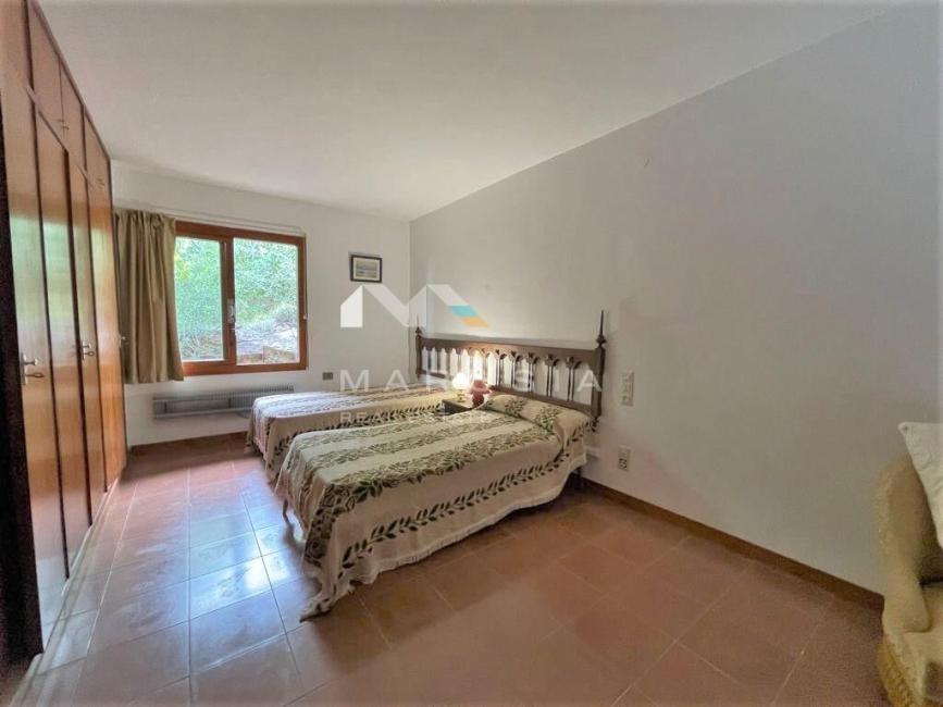 Casa 5 dormitorios en venta en Valencia