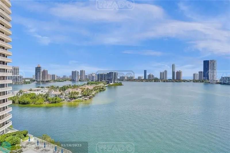 Departamento 2 dormitorios en venta en Aventura, Miami