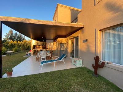 Casa 3 dormitorios en alquiler en Villanueva, Tigre