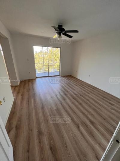 Departamento 1 dormitorios en venta en Miami Gardens, Miami