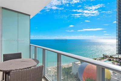 Departamento 1 dormitorios en venta en Hallandale, Miami
