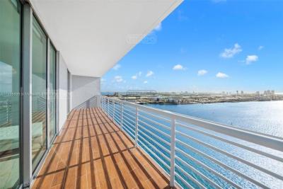 Departamento 3 dormitorios en venta en Downtown Miami, Miami