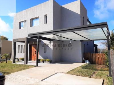 Casa 3 dormitorios en venta en La Cañada de Pilar, Pilar