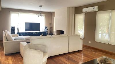 Casa 4 dormitorios en venta en Francisco Álvarez, Moreno