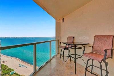 Departamento 1 dormitorios en venta en Sunny Isles, Miami