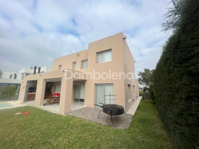 Casa 3 dormitorios en venta en Nordelta, Tigre