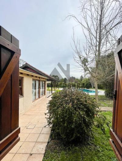 Casa 4 dormitorios en venta en Mapuche Country Club, Pilar