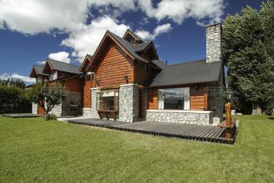 Casa 4 dormitorios en venta en Dina Huapi, Bariloche