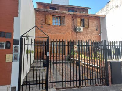 Casa 3 dormitorios en venta en Villa Ortuzar, Ciudad de Buenos Aires