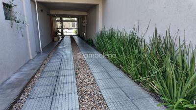 Departamento 1 dormitorios en venta en Moron