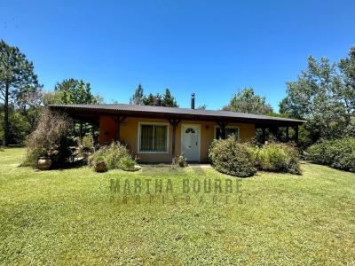 Casa 2 dormitorios en venta en Parque Jularo, Exaltacion de la Cruz