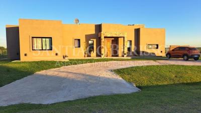 Casa 3 dormitorios en venta en Cardales, Campana