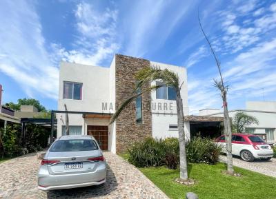 Casa 5 dormitorios en venta en La Cañada de Pilar, Pilar