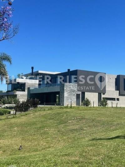 Casa 4 dormitorios en venta en Nordelta, Tigre