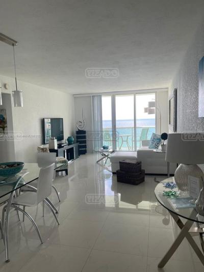 Departamento 2 dormitorios en venta en Hollywood, Miami