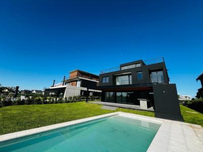 Casa 5 dormitorios en venta en Nordelta, Tigre