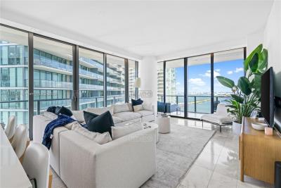 Departamento 3 dormitorios en venta en Edgewater, Miami
