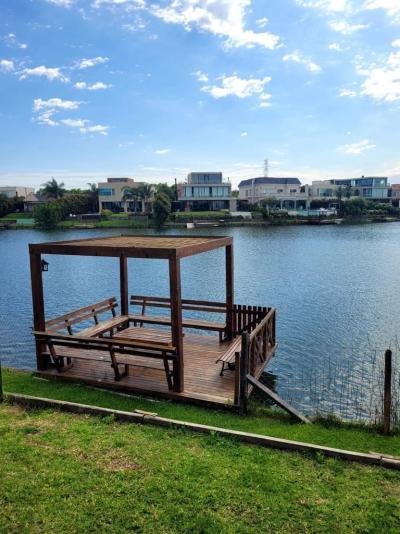 Casa 5 dormitorios en alquiler en Nordelta, Tigre